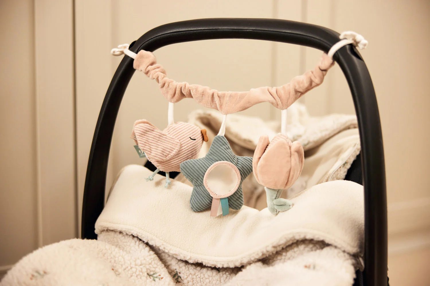 cadena para cochecito lovely birds jollein - Imagen 5